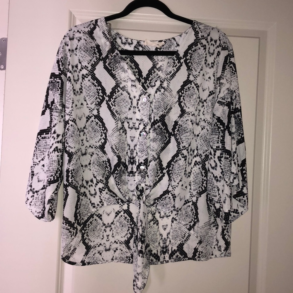 Snakeskin flowy blouse